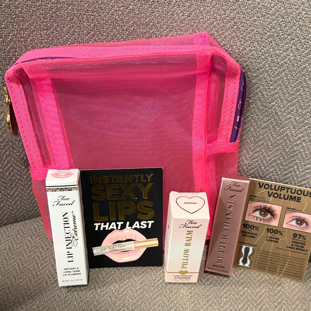 Too Faced Pink Beauty Essentials Set